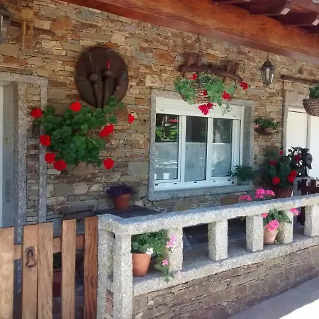 Semesterbostad Casa Bartulo Castrofeito